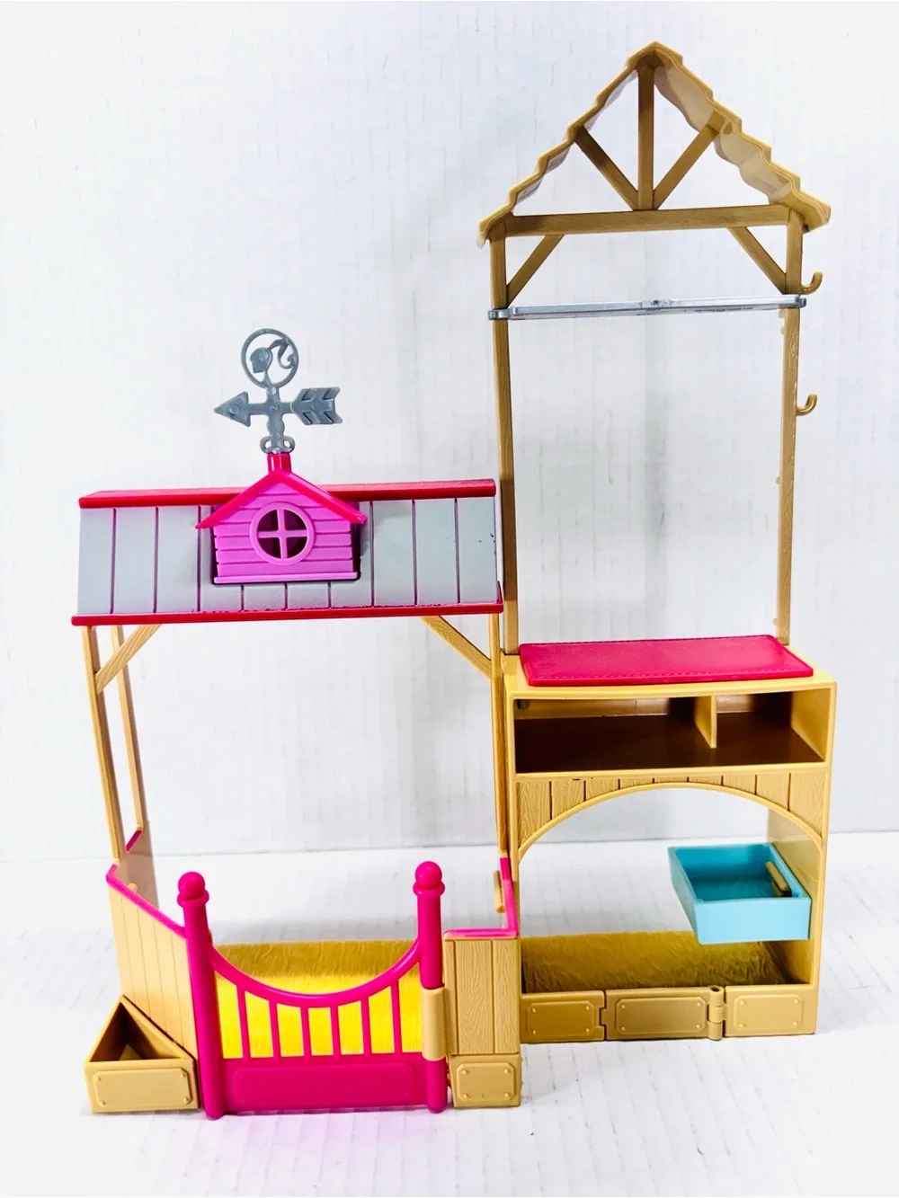 Barbie 2016 Farm Vet Sweet Orchid Play Set OOAK By Mattel Incomplete